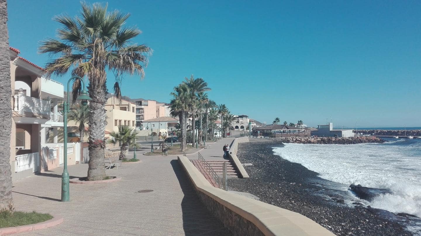 3 bedroom Flat for rent in Cuevas del Almanzora - € 700 (Ref: 9603315)