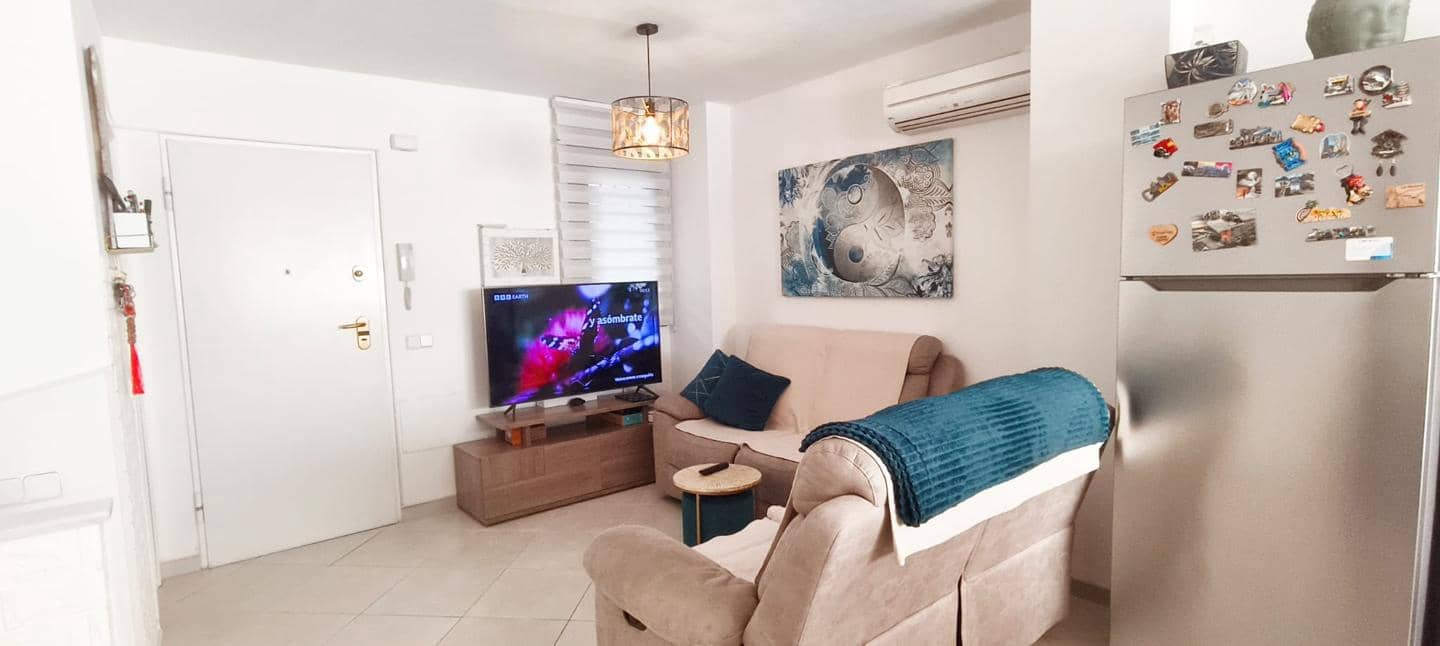 4 soveværelse Lejlighed til salg i Garrucha med swimmingpool garage - € 149.000 (Ref: 9624178)