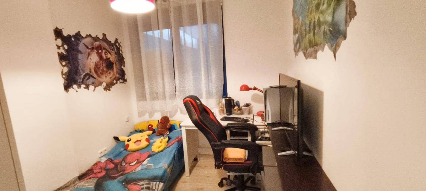 4 soveværelse Lejlighed til salg i Garrucha med swimmingpool garage - € 149.000 (Ref: 9624178)