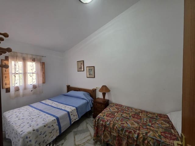 7 makuuhuone Huvila myytävänä paikassa Bacares mukana 
autotalli - 295 000 € (Ref: 9645946)