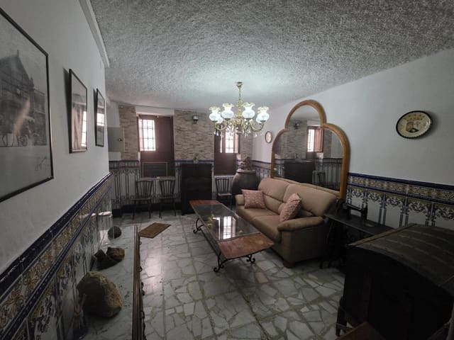 7 makuuhuone Huvila myytävänä paikassa Bacares mukana 
autotalli - 295 000 € (Ref: 9645946)