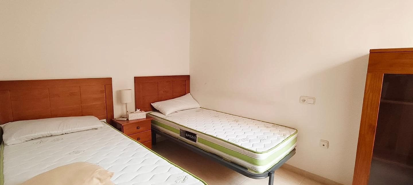 3 makuuhuone Asunto myytävänä paikassa Vera mukana uima-altaan - 184 000 € (Ref: 9752461)