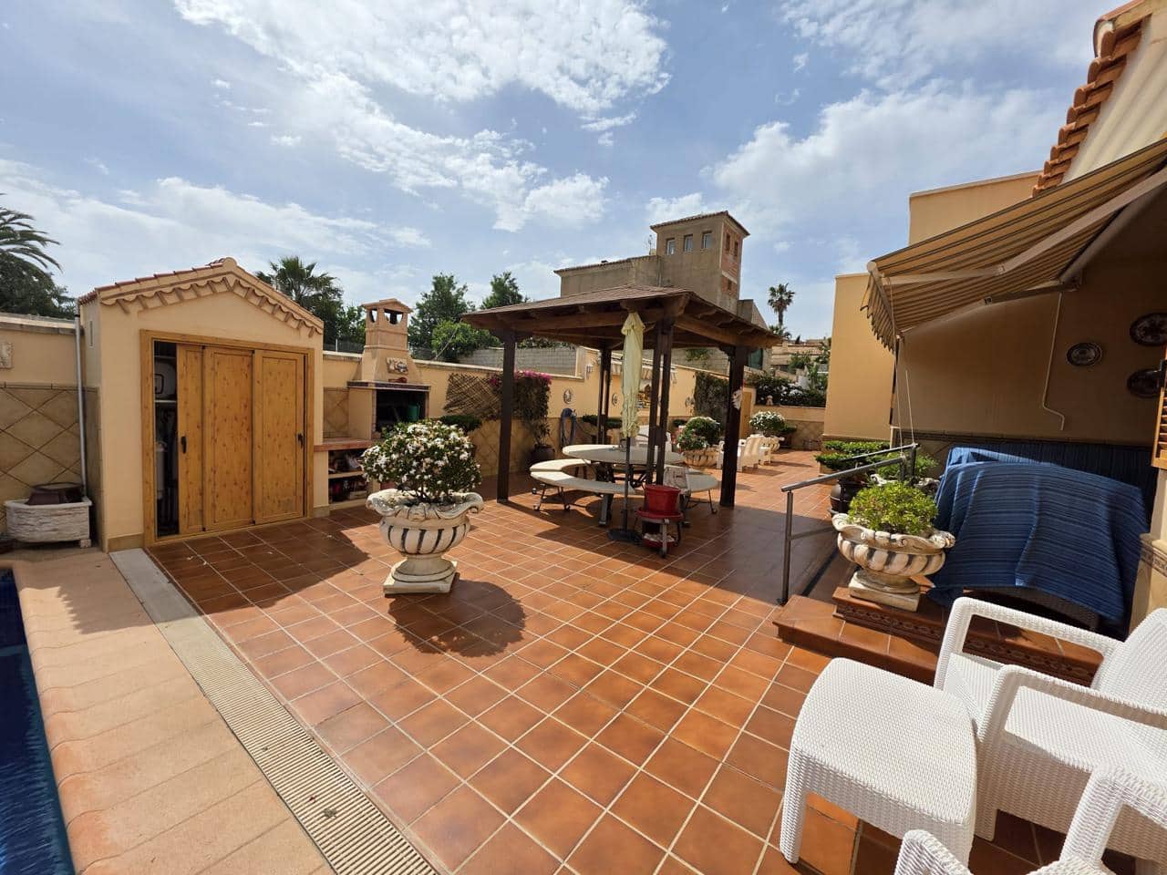 3 Zimmer Villa zu verkaufen in Vera mit Pool Garage - 465.000 € (Ref: 9809785)