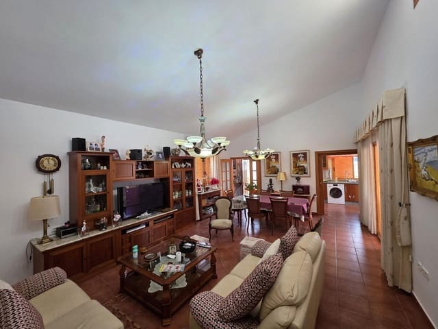 3 Zimmer Villa zu verkaufen in Vera Ciudad, Vera mit Pool Garage - 465.000 € (Ref: 9809785)