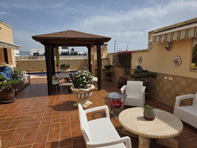 3 Zimmer Villa zu verkaufen in Vera Ciudad, Vera mit Pool Garage - 465.000 € (Ref: 9809785)