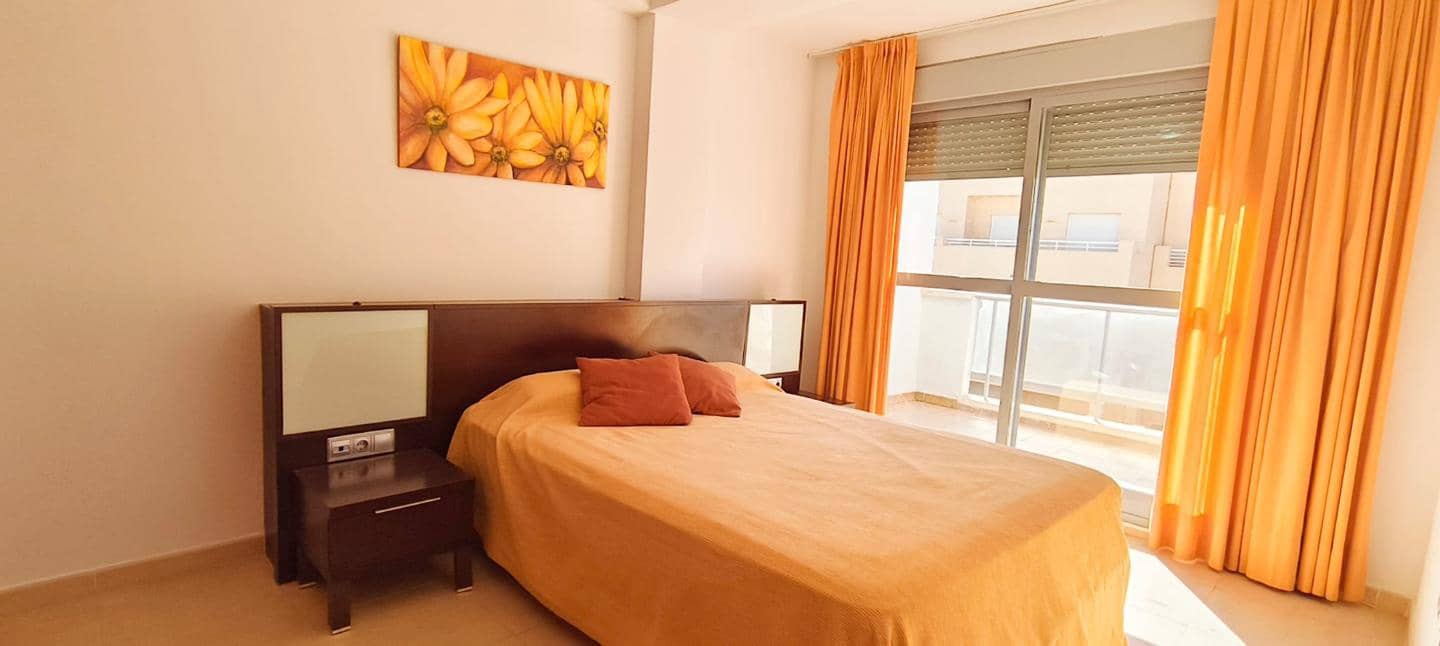 2 Zimmer Ferienwohnung in Vera mit Pool Garage - 900 € (Ref: 9821024)