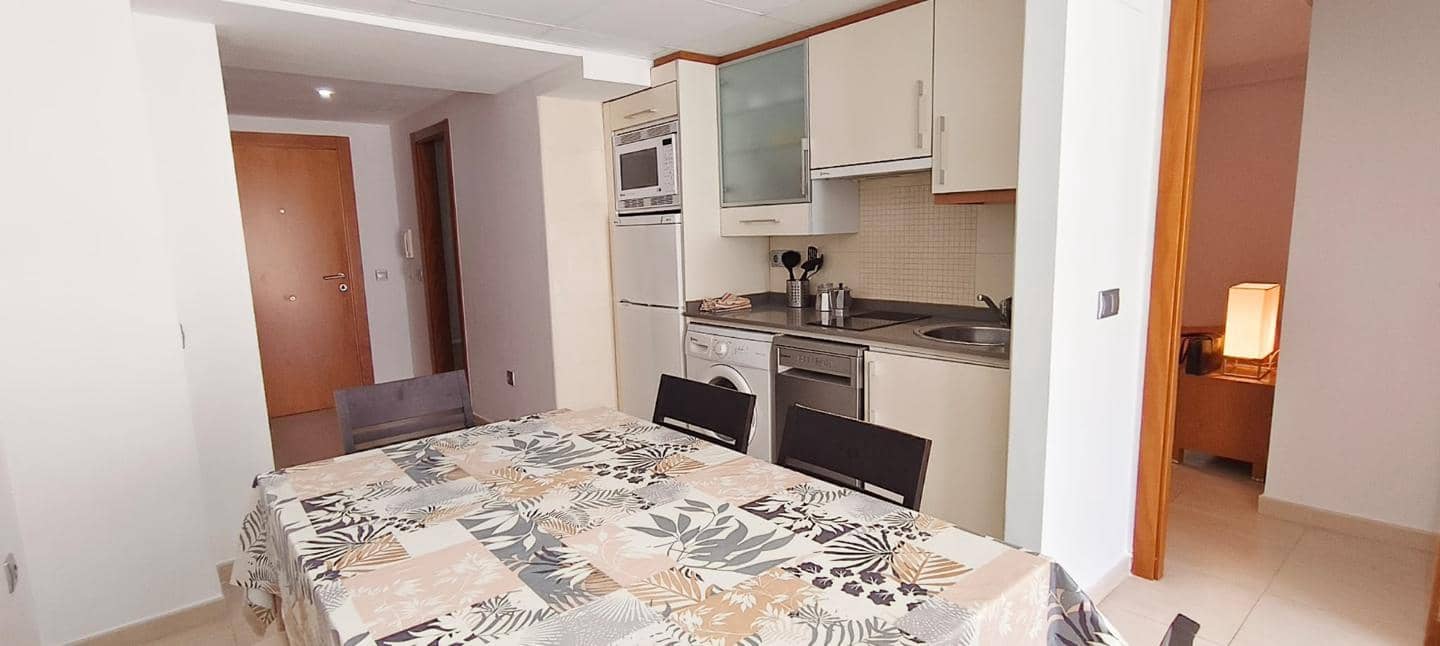2 Zimmer Ferienwohnung in Vera mit Pool Garage - 900 € (Ref: 9821024)