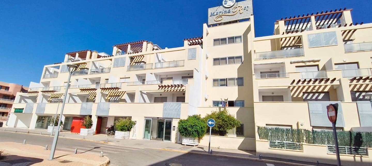 2 Zimmer Ferienwohnung in Vera mit Pool Garage - 900 € (Ref: 9821024)
