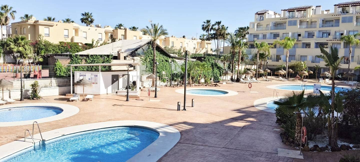 2 Zimmer Ferienwohnung in Vera mit Pool Garage - 900 € (Ref: 9821024)