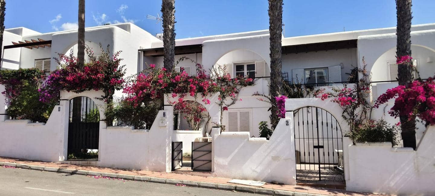 2 bedroom Bungalow for sale in Mojacar with pool garage - € 299,000 (Ref: 9838722)