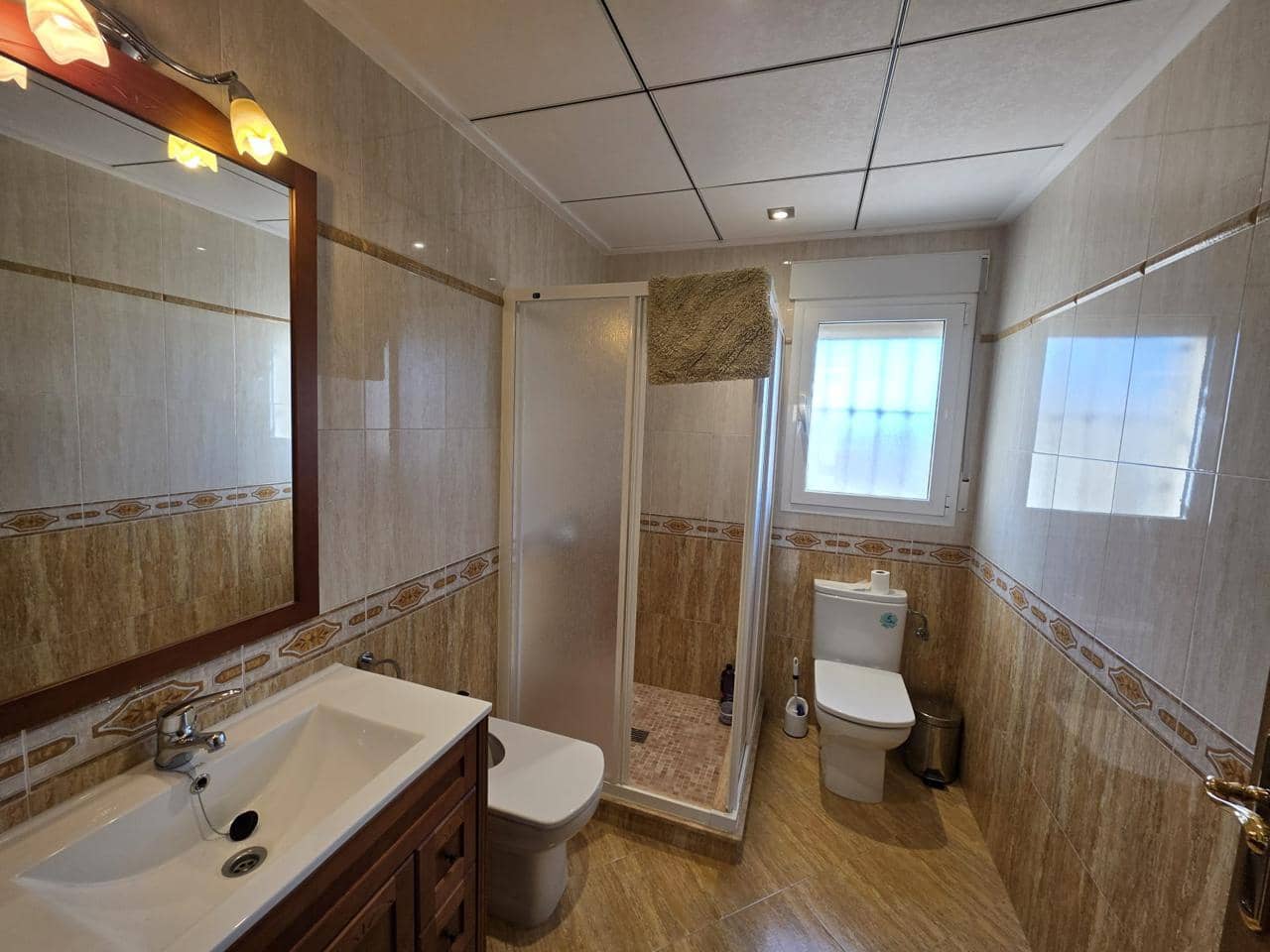 4 chambre Villa/Maison à vendre à Aljariz avec garage - 340 000 € (Ref: 9879685)