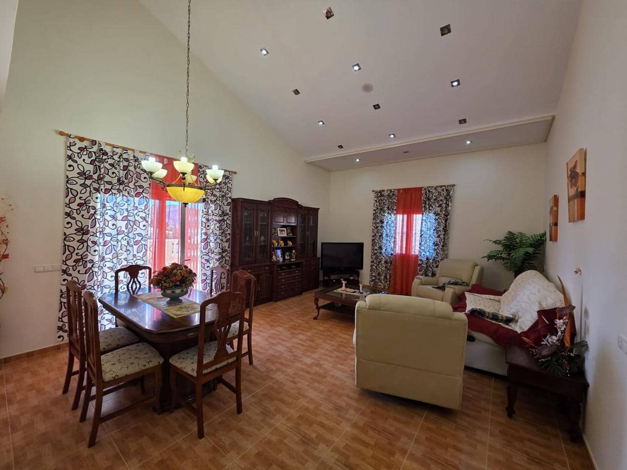 4 chambre Villa/Maison à vendre à Aljariz avec garage - 340 000 € (Ref: 9879685)