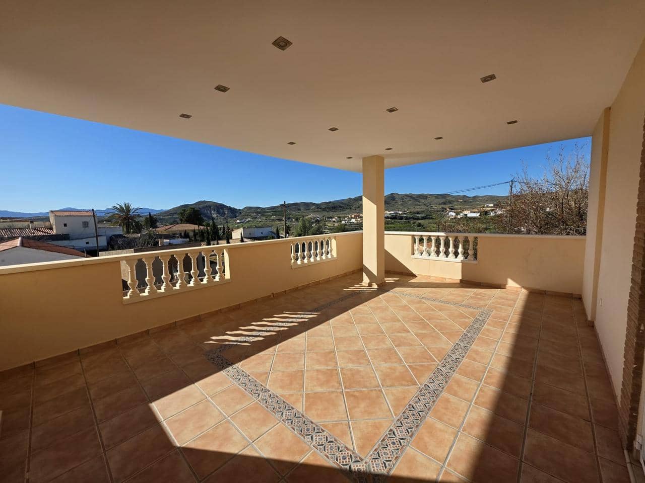 4 chambre Villa/Maison à vendre à Aljariz avec garage - 340 000 € (Ref: 9879685)