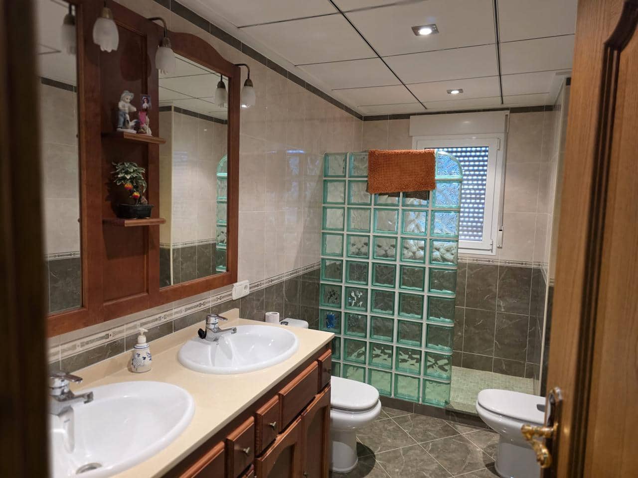 4 chambre Villa/Maison à vendre à Aljariz avec garage - 340 000 € (Ref: 9879685)