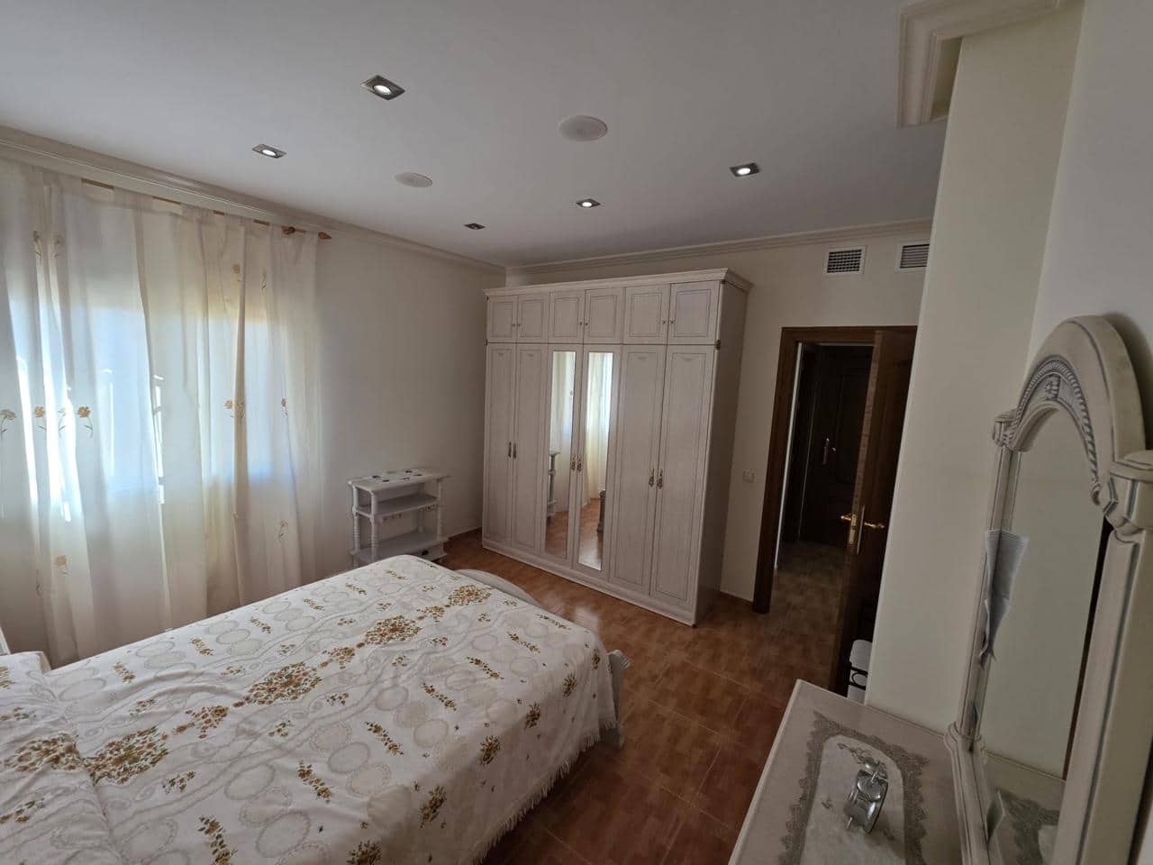 4 chambre Villa/Maison à vendre à Aljariz avec garage - 340 000 € (Ref: 9879685)
