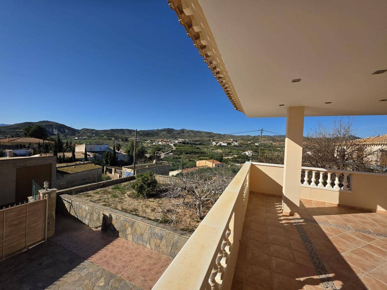 4 chambre Villa/Maison à vendre à Aljariz avec garage - 340 000 € (Ref: 9879685)