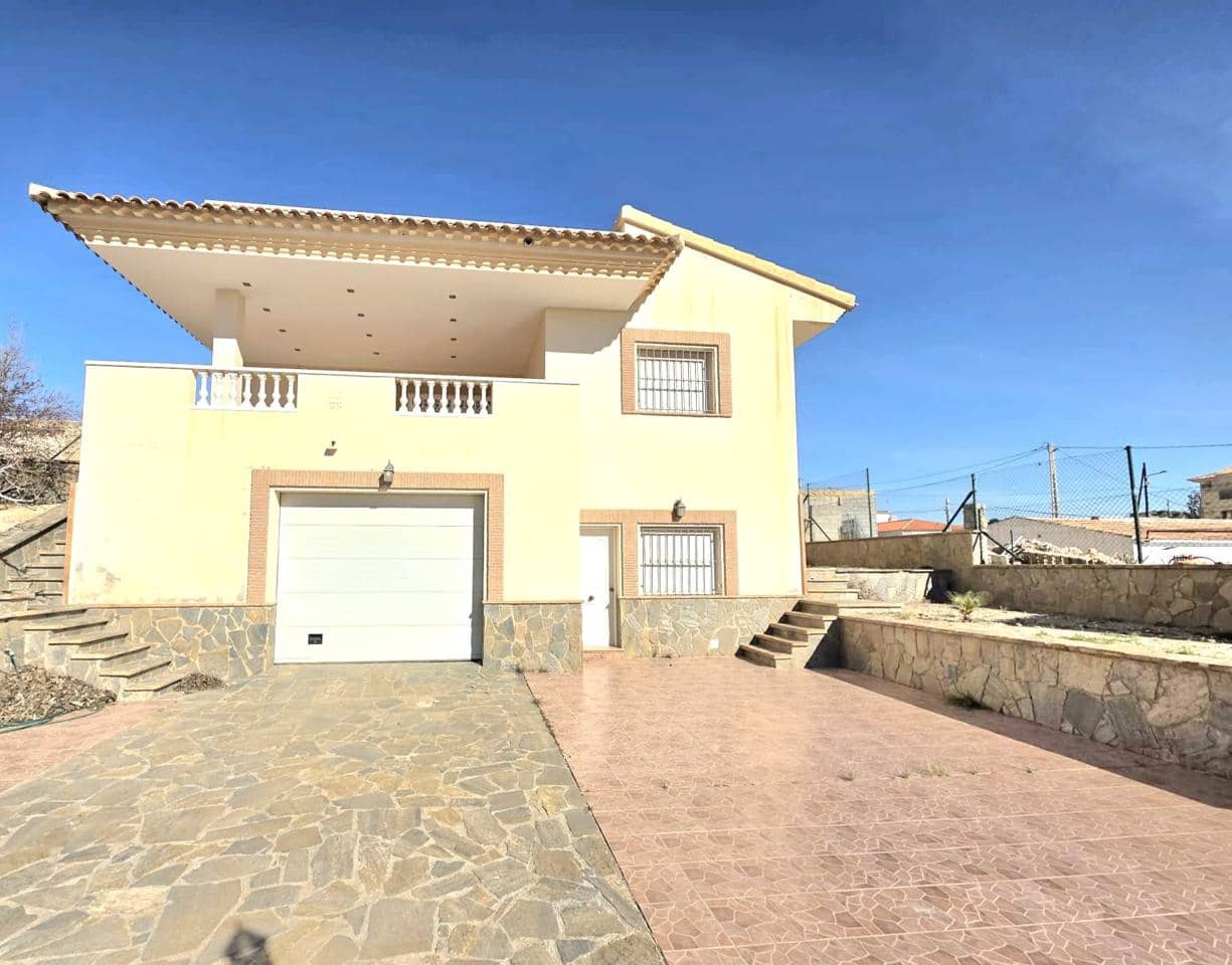 4 bedroom Villa for sale in Aljariz with garage - € 365,000 (Ref: 9879685)