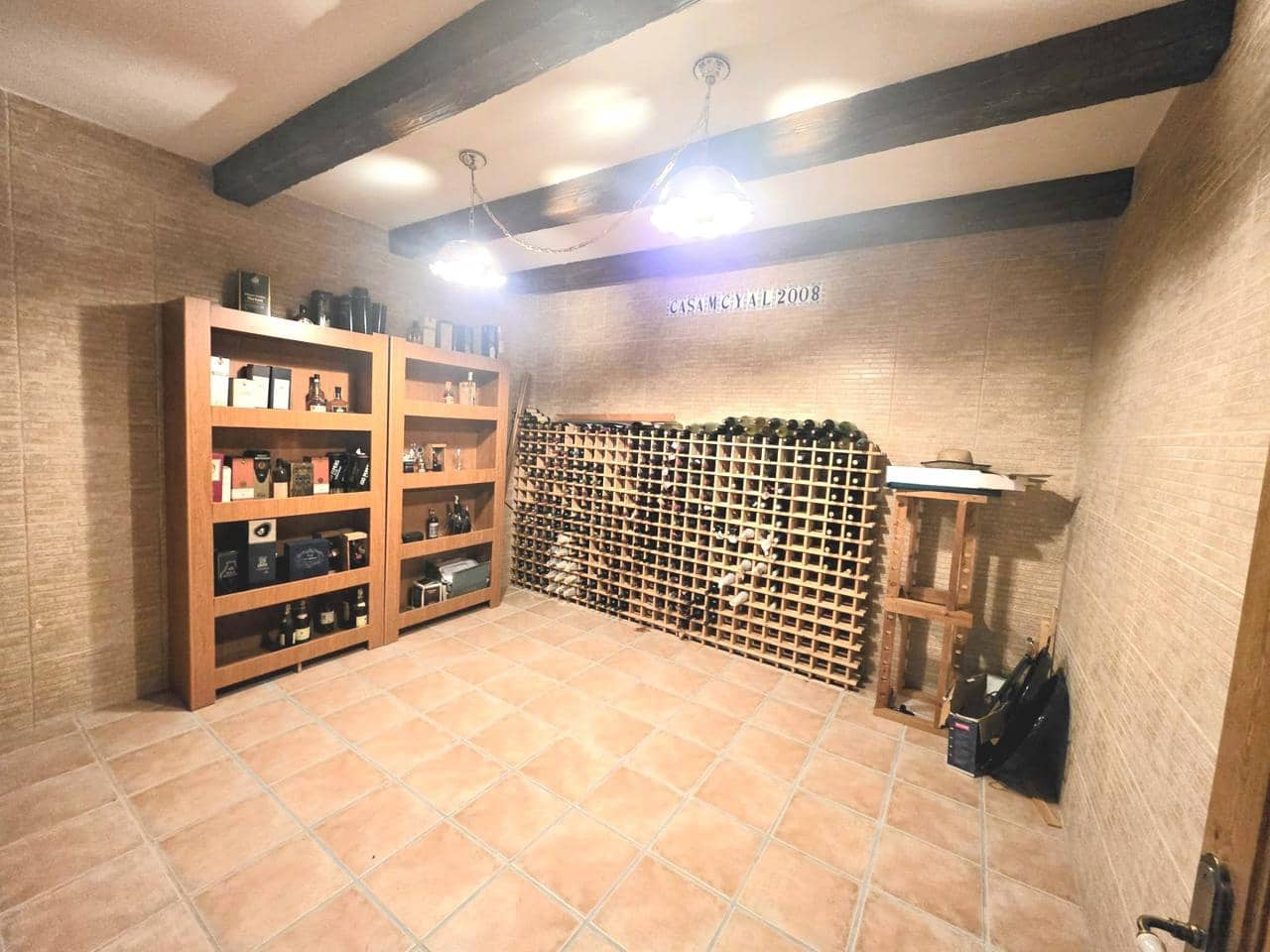 4 bedroom Villa for sale in Aljariz with garage - € 365,000 (Ref: 9879685)