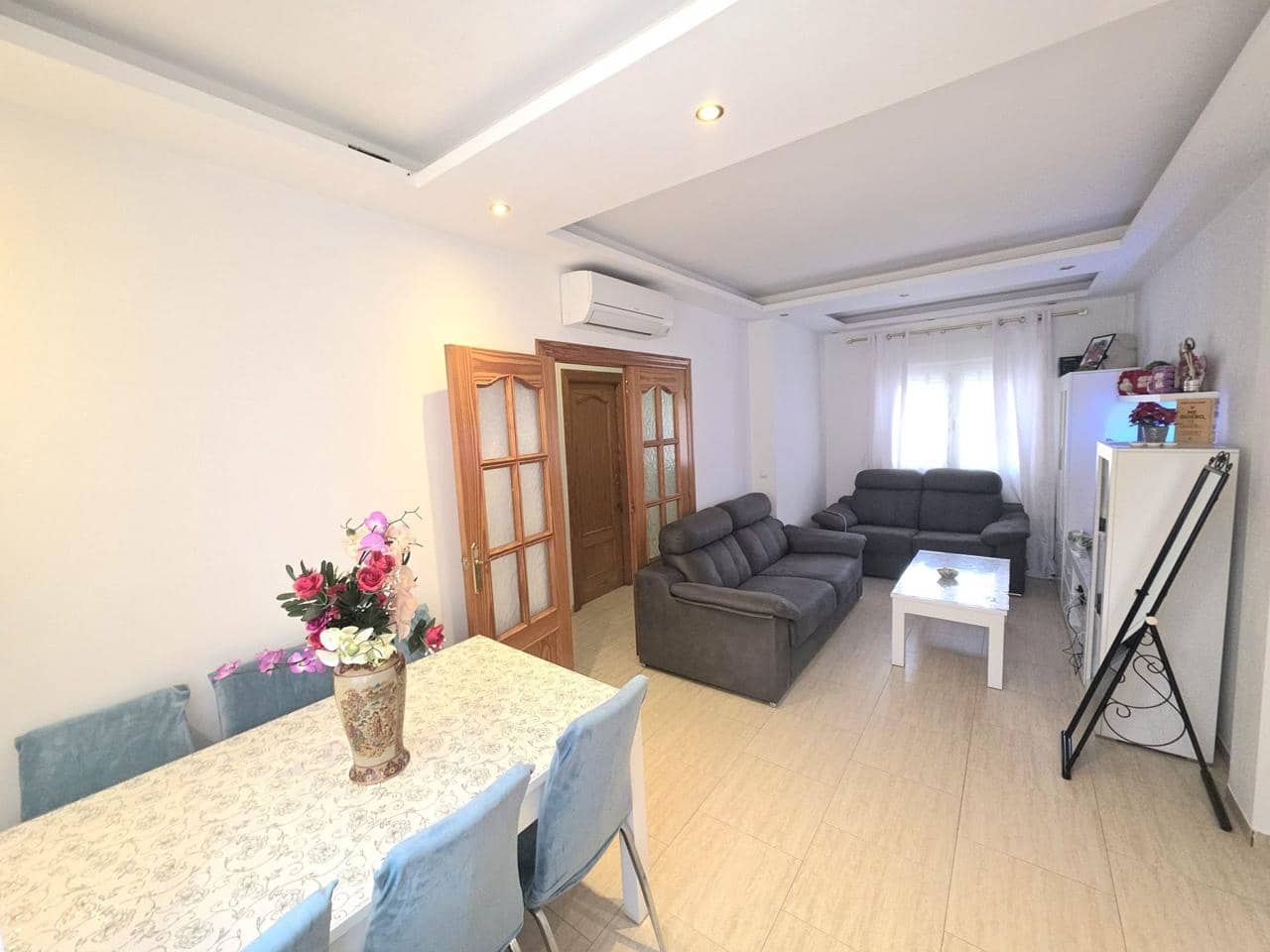 3 sovrum Villa till salu i El Real med pool garage - 198 000 € (Ref: 9889260)