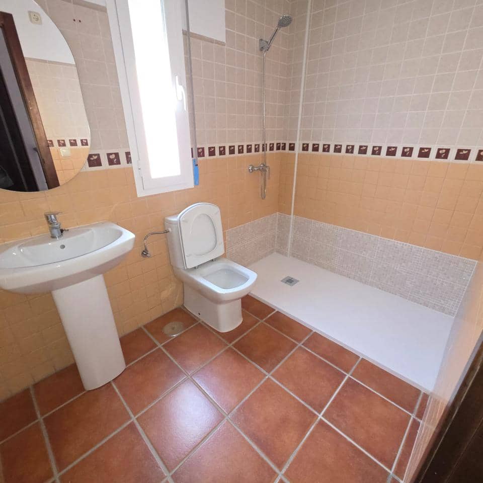 2 quarto Moradia para venda em Cuevas del Almanzora com piscina garagem - 130 000 € (Ref: 9905163)