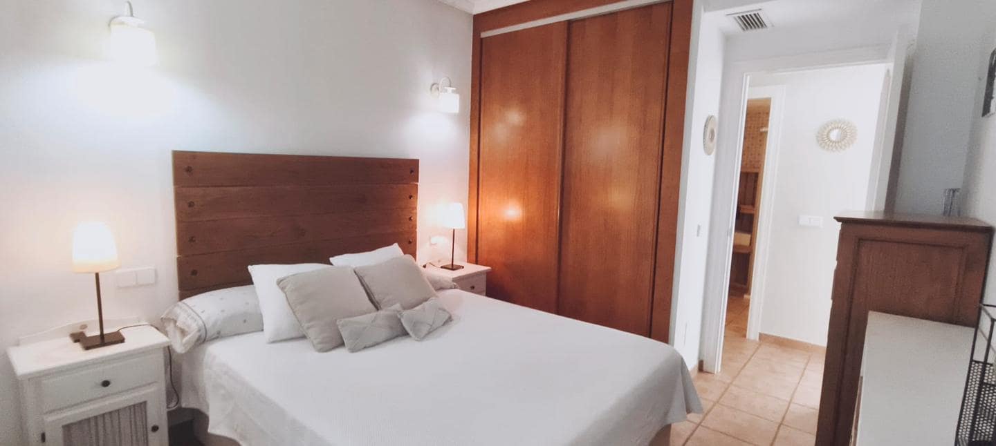 3 slaapkamer Flat voor vakantieverhuur in Vera met zwembad - € 950 (Ref: 9926457)