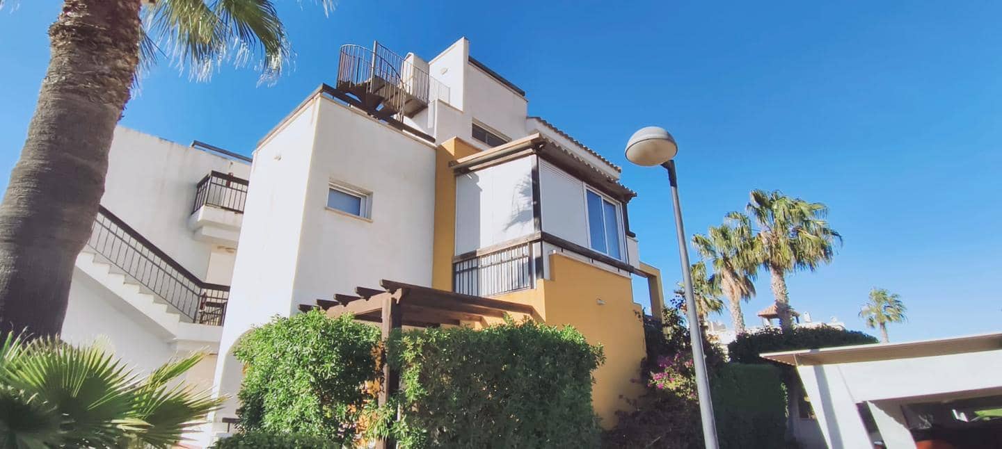3 slaapkamer Flat voor vakantieverhuur in Vera met zwembad - € 950 (Ref: 9926457)