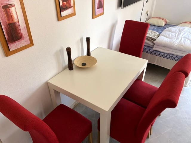 1 soverom Leilighet til salgs i Las Marinas - Pueblo Laguna, Vera med svømmebasseng - € 800 (Ref: 9935185)
