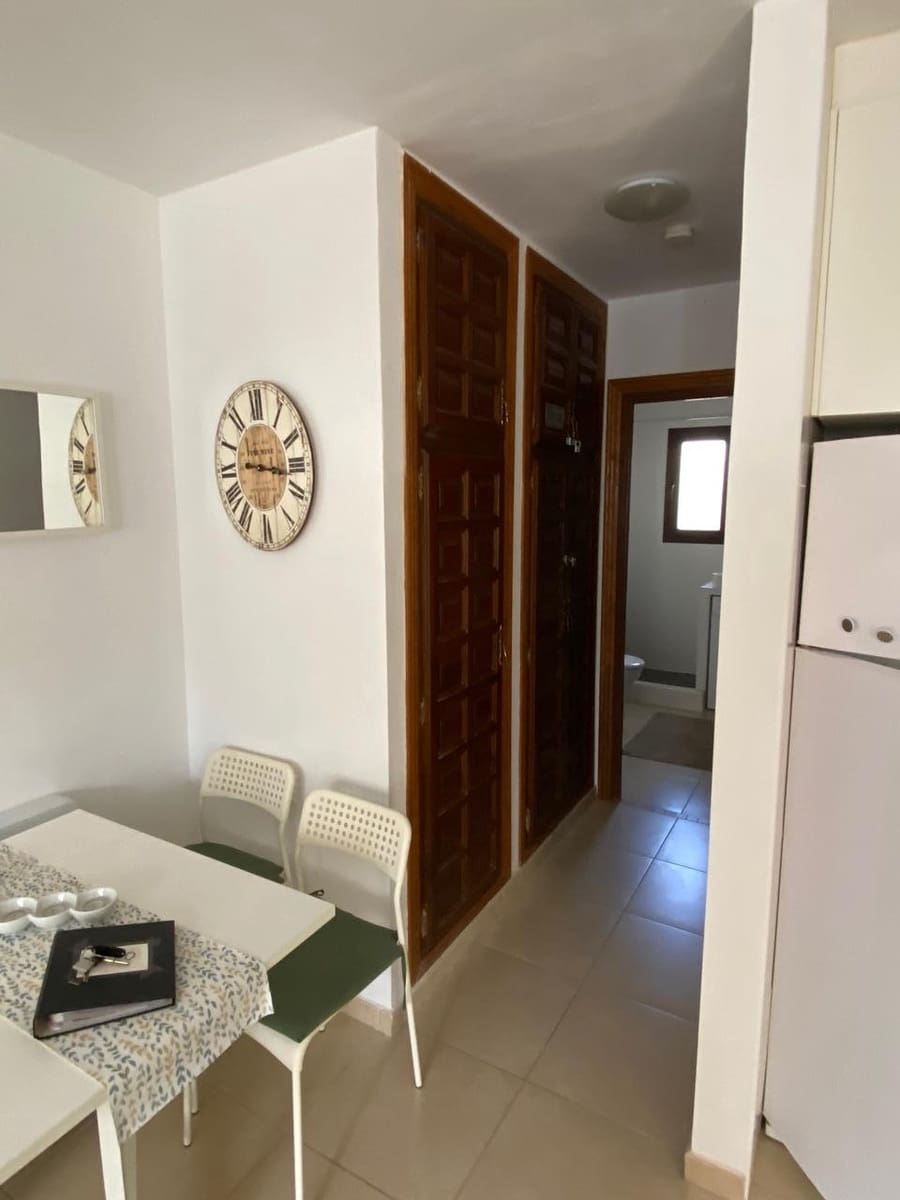 Piso de 1 habitación en Vera en alquiler vacacional con piscina - 665 € (Ref: 9986124)
