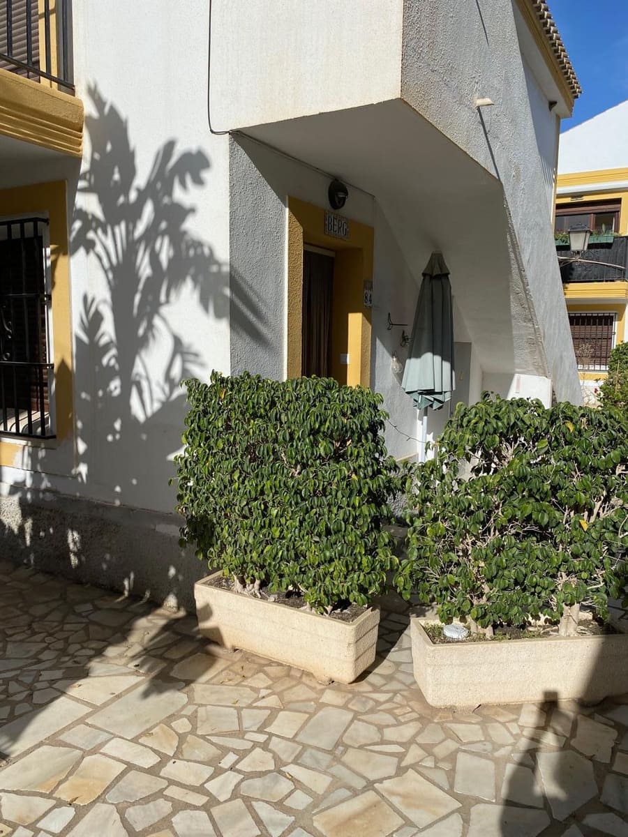 Piso de 1 habitación en Vera en alquiler vacacional con piscina - 665 € (Ref: 9986124)