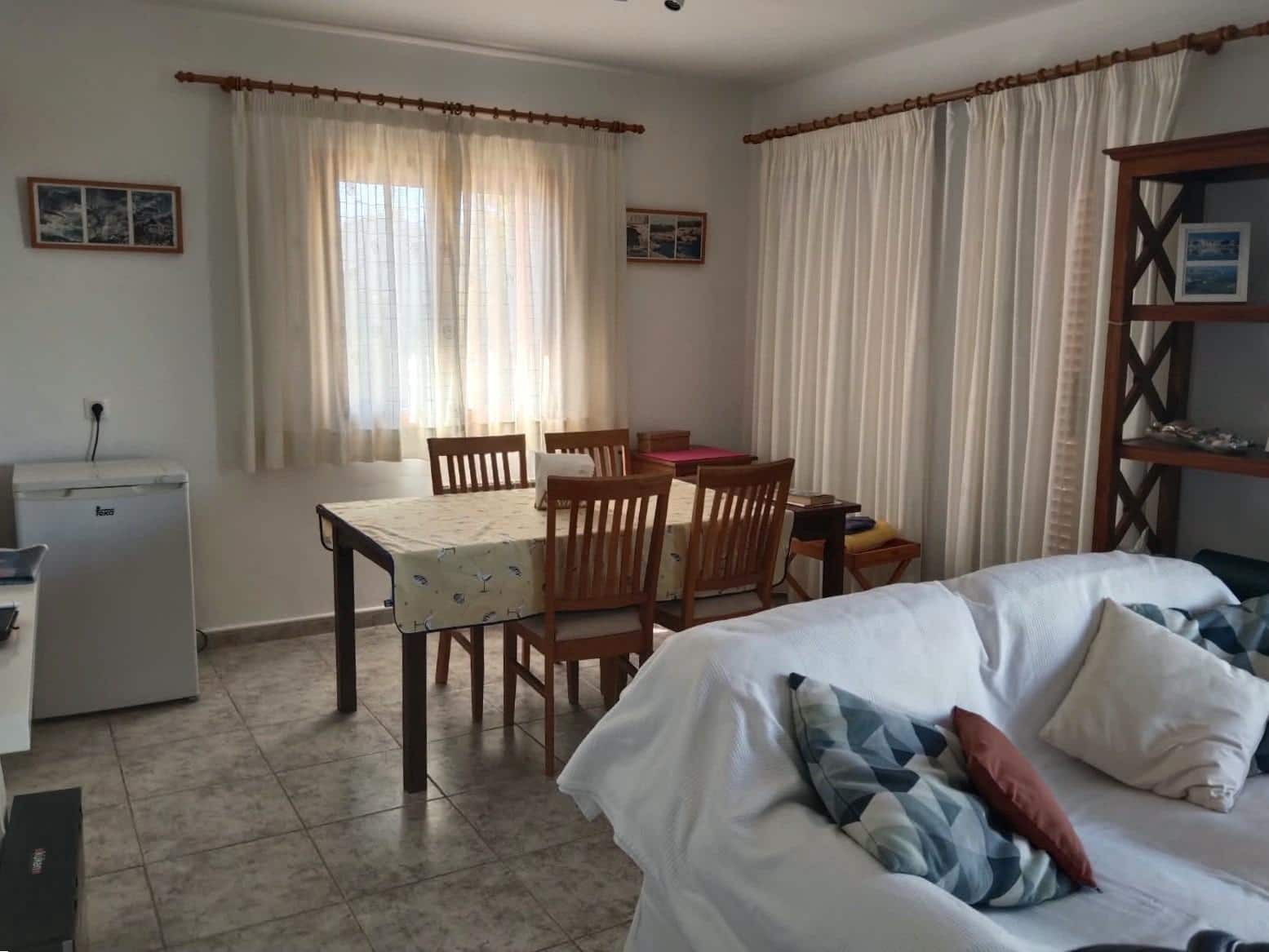3 soverom Leilighet til leie i Portocolom - € 1 800 (Ref: 10059440)