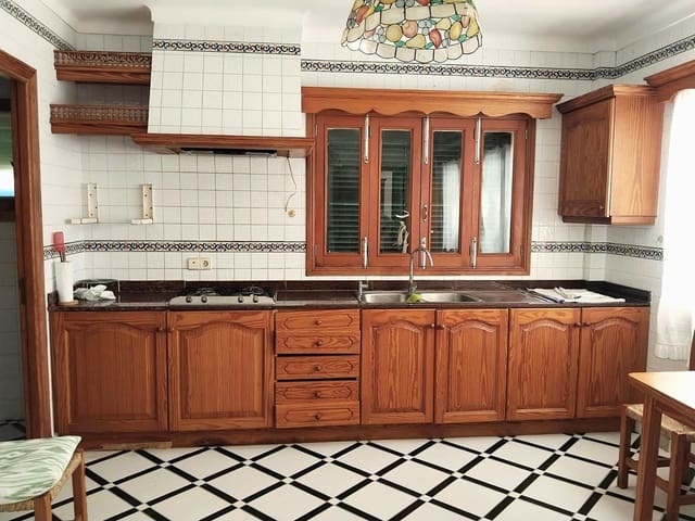 3 soveværelse Lejlighed til salg i Portocolom, Felanitx med garage - € 670.000 (Ref: 10166867)
