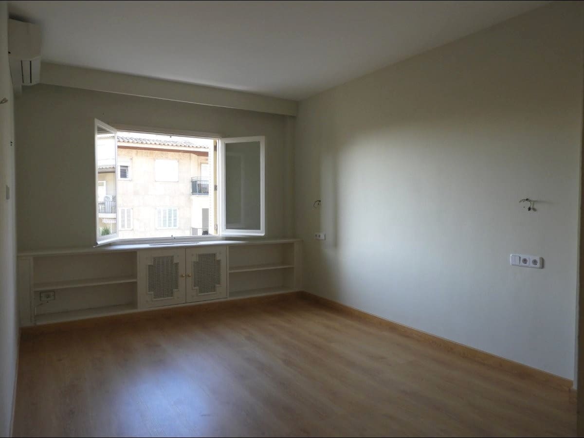 5 bedroom Flat for sale in Palma de Mallorca - € 1,385,000 (Ref: 6198843)