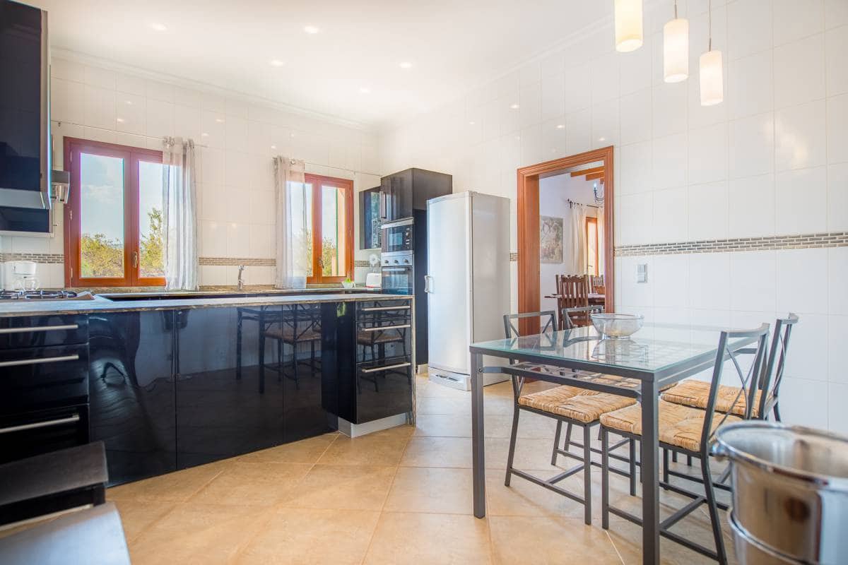 5 quarto Moradia para venda em Portocolom com piscina garagem - 3 500 000 € (Ref: 6198855)