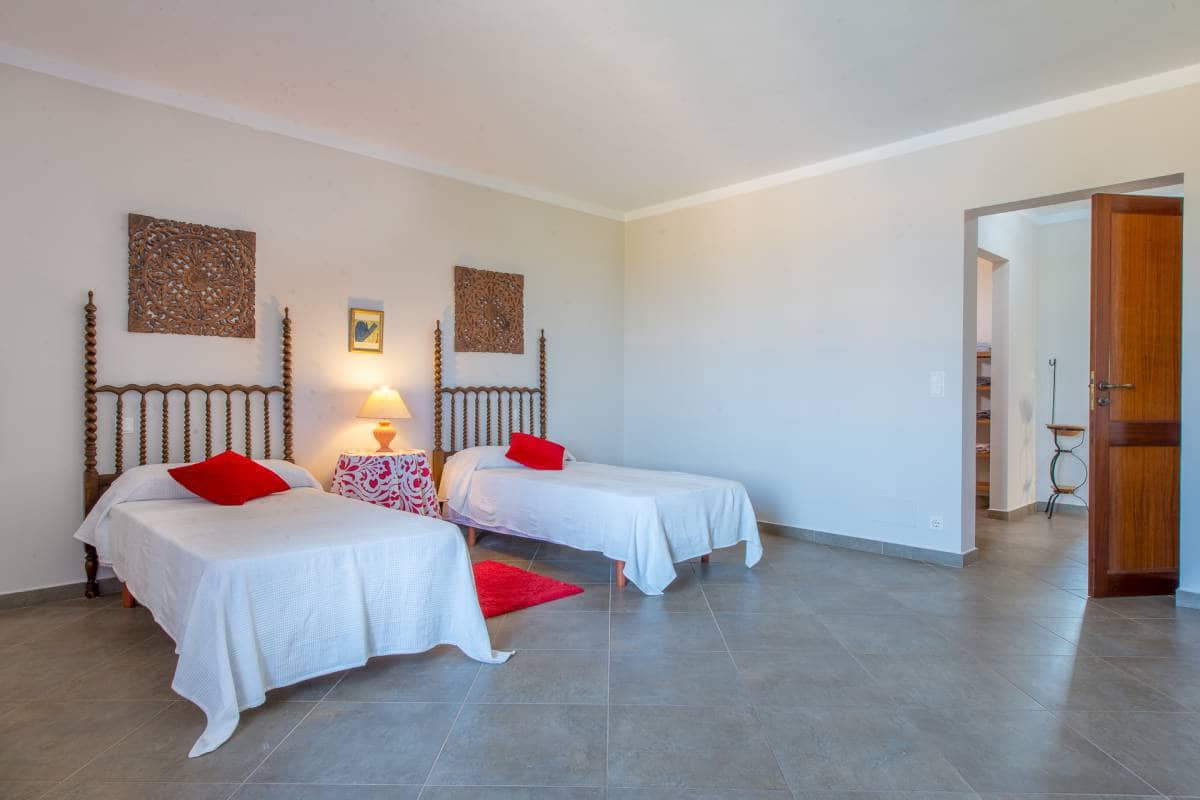 5 quarto Moradia para venda em Portocolom com piscina garagem - 3 500 000 € (Ref: 6198855)