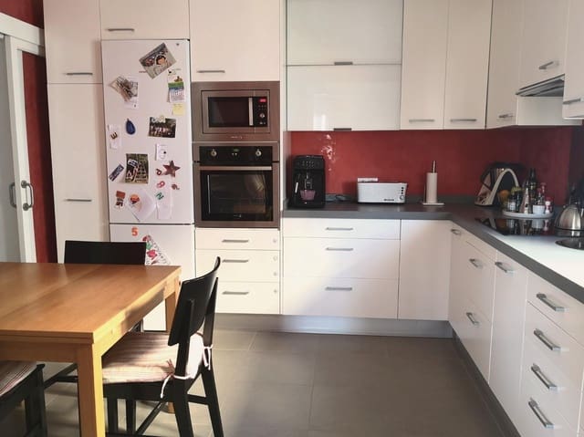 4 soveværelse Lejlighed til leje i Portocolom, Felanitx med garage - € 1.300 (Ref: 6198877)