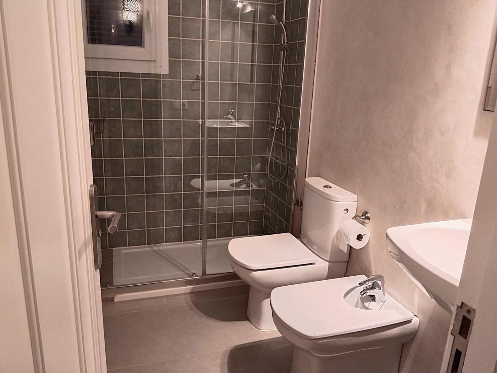 4 bedroom Flat for rent in Portocolom with garage - € 1,400 (Ref: 6198877)