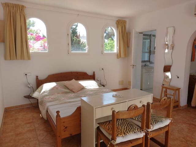 5 soverom Villa til salgs i Cala d'Or, Santanyí med svømmebasseng garasje - € 1 200 000 (Ref: 7038989)