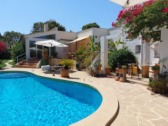 5 soverom Villa til salgs i Cala d'Or, Santanyí med svømmebasseng garasje - € 1 200 000 (Ref: 7038989)