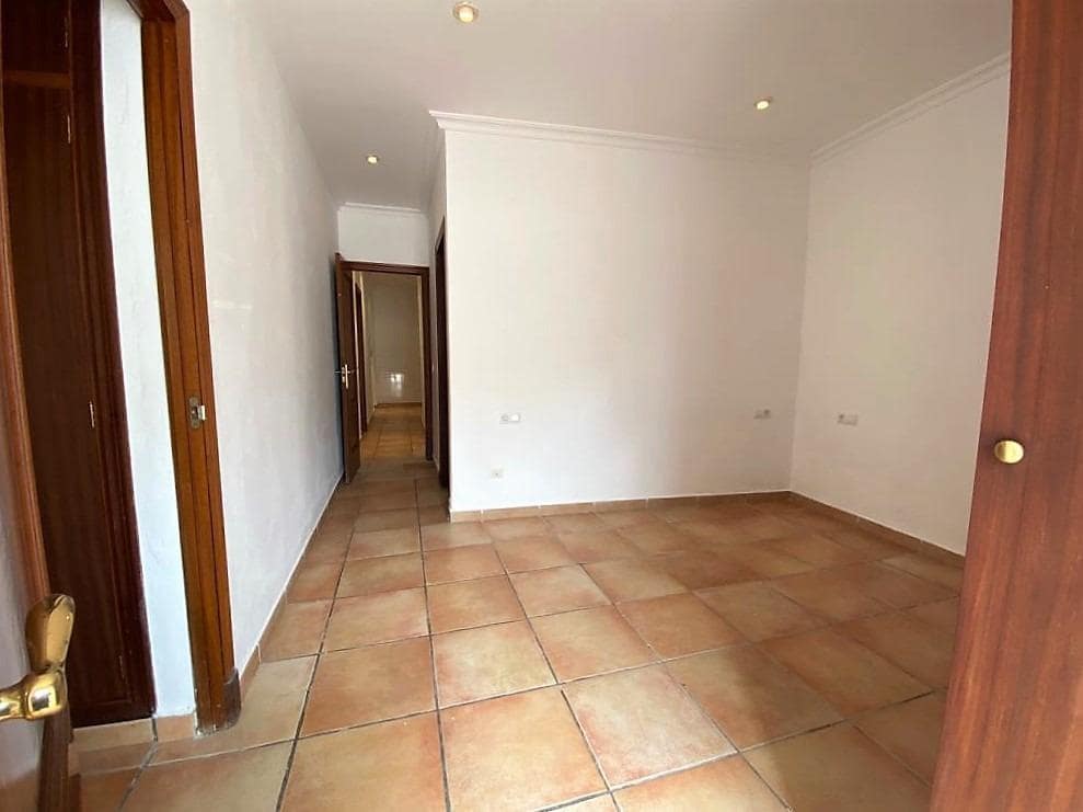 4 soveværelse Villa til salg i Portocolom med garage - € 430.000 (Ref: 7777687)