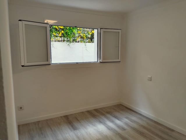 4 slaapkamer Rijtjeshuis te koop in Portocolom, Felanitx - € 310.000 (Ref: 7984863)