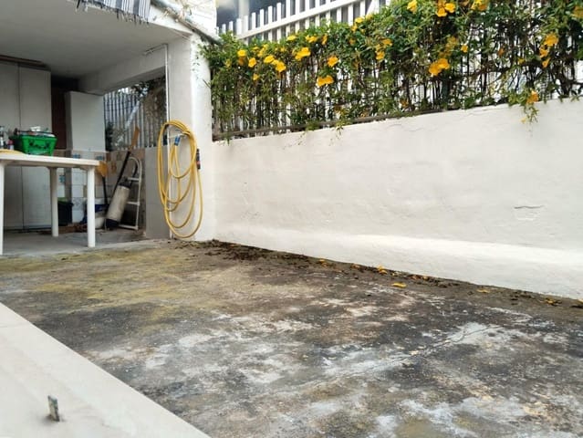 4 slaapkamer Rijtjeshuis te koop in Portocolom, Felanitx - € 310.000 (Ref: 7984863)