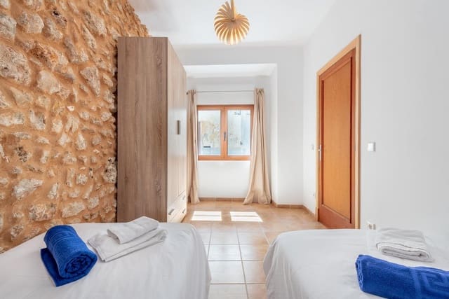 3 quarto Moradia para venda em Felanitx com piscina garagem - 750 000 € (Ref: 8211532)