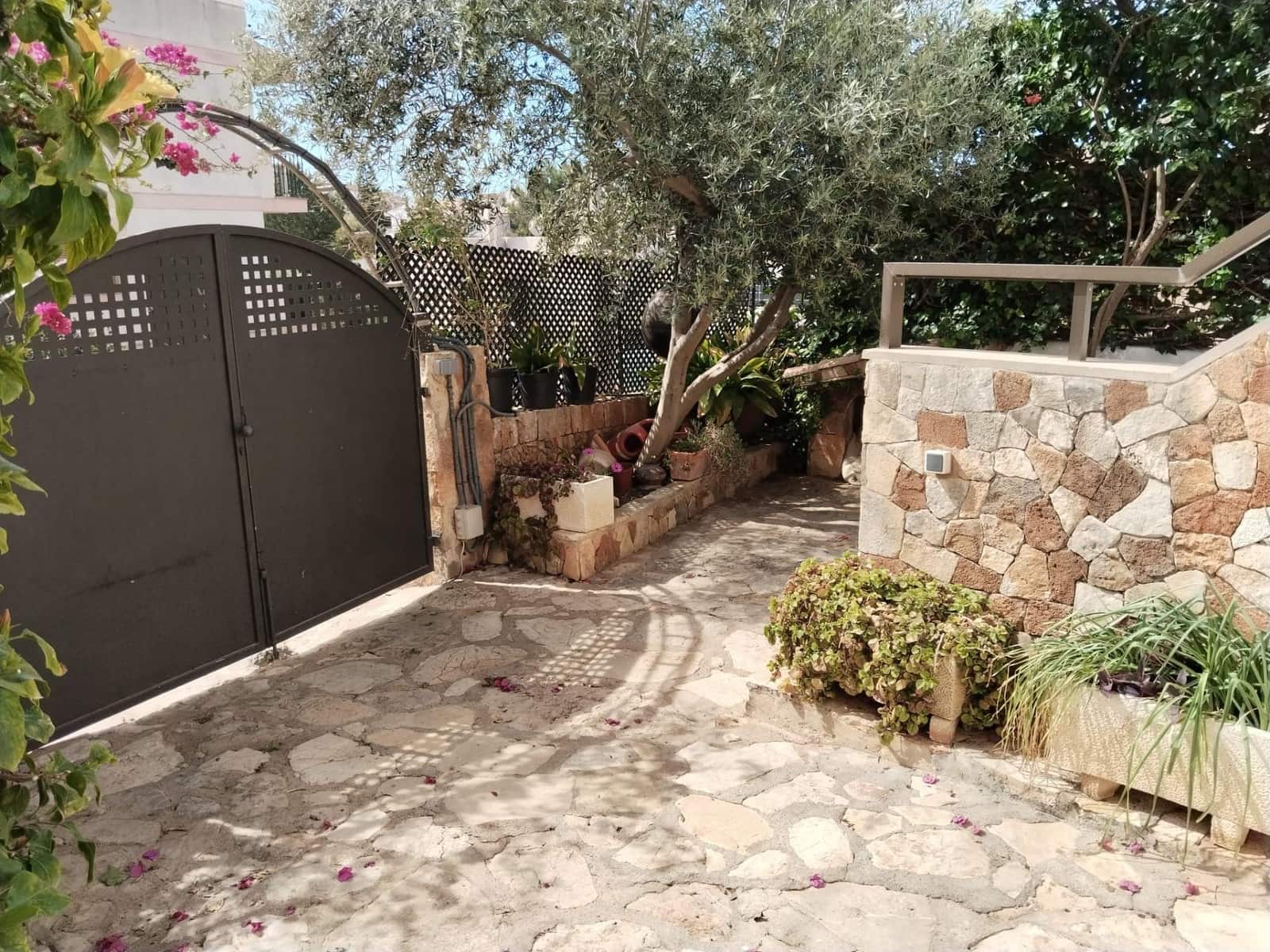 6 sypialnia Willa na sprzedaż w Portocolom z basenem garażem - 850 000 € (Ref: 8220662)