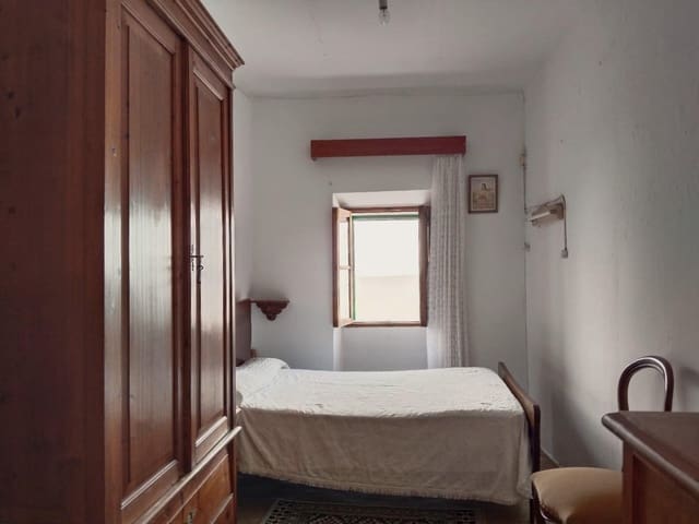 7 sypialnia Willa na sprzedaż w Felanitx - 370 000 € (Ref: 9059642)