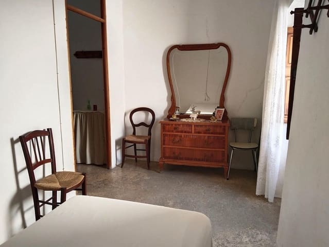 7 sypialnia Willa na sprzedaż w Felanitx - 370 000 € (Ref: 9059642)