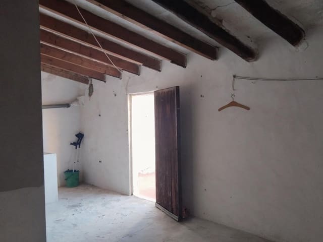 4 slaapkamer Huis te koop in Felanitx - € 275.000 (Ref: 9206711)