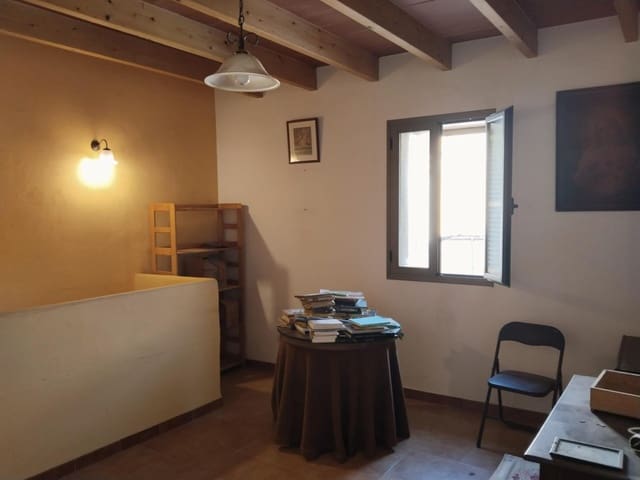 Garage for sale in Felanitx - € 195,000 (Ref: 9794914)