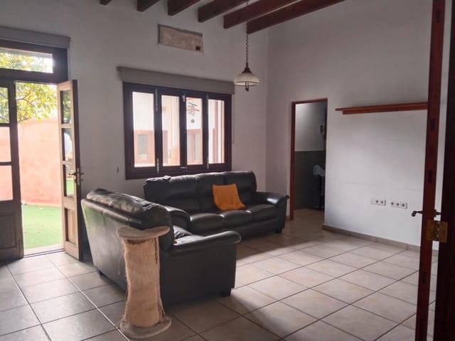 2 slaapkamer Huis te koop in Felanitx met garage - € 450.000 (Ref: 9806683)