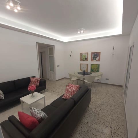 3 bedroom Townhouse for sale in Felanitx - € 350,000 (Ref: 9816056)