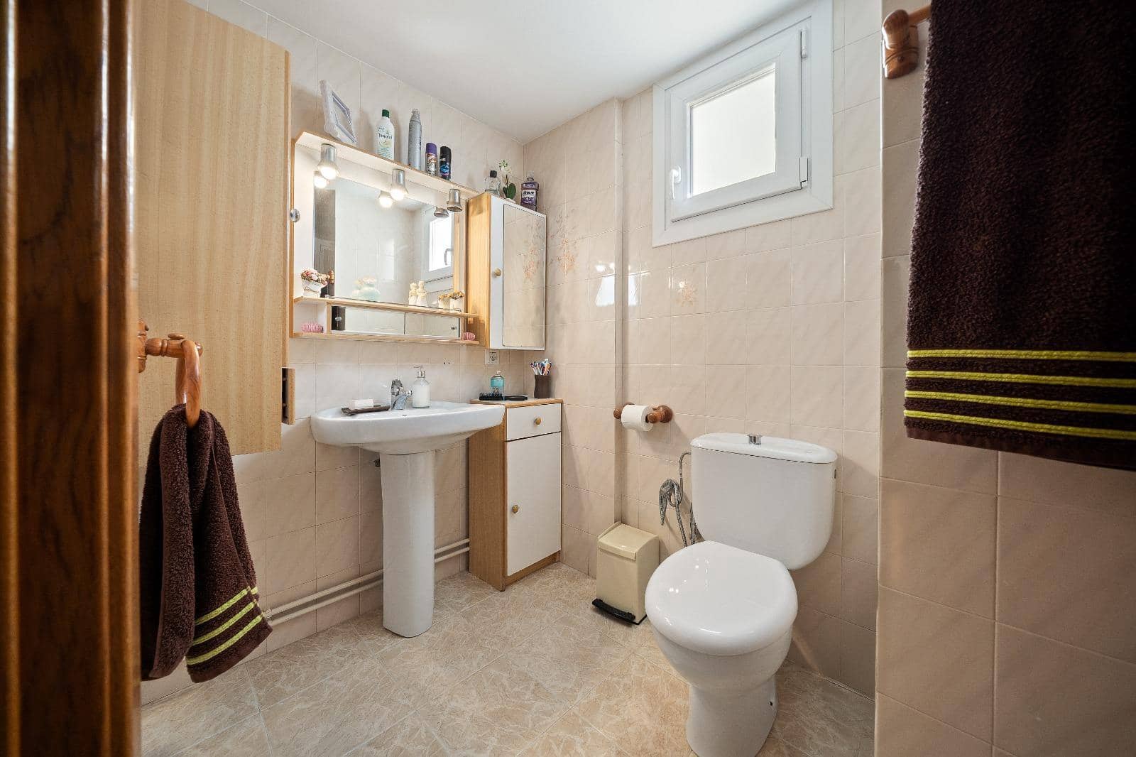 4 bedroom Flat for sale in Felanitx with garage - € 375,000 (Ref: 9833947)